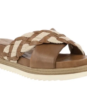 Sandalias marrones de piel con tiras cruzadas