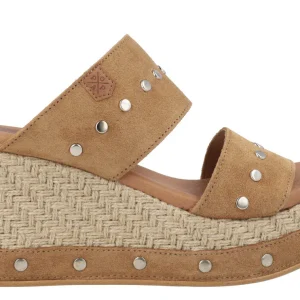 Alpargatas Marion cuero con plataforma y tachas