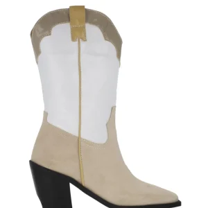 Botas cowboy combinadas con tacón alto Erin