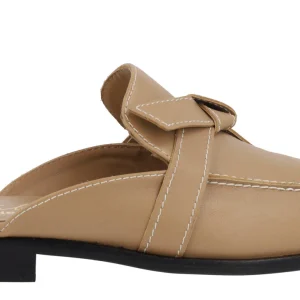 Zuecos de piel camel con detalle de nudo