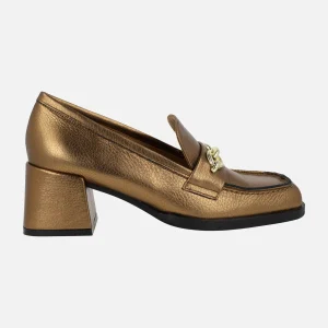 Mocasines en piel metalizada Terence con adorno de cadena