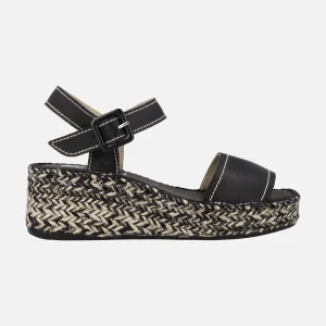 Alpargatas de piel con cierre de hebilla y cuña de esparto