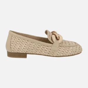 Mocasines en tejido efecto rafia con adorno de eslabones