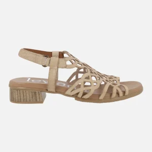 Sandalias de piel con detalle de troquelados y tacón bajo