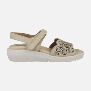 Sandalias confort de piel con pala troquelada y velcro