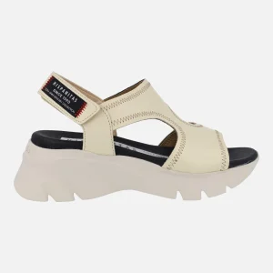 Sandalias de piel con cierre de velcro y plataforma