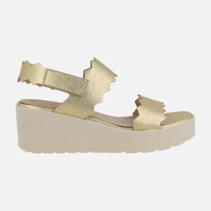 Sandalias Purpura de piel con cuña WondersFLY