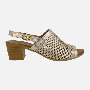 Sandalias de piel con troquelados y tacón medio Elda