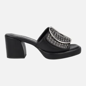 Sandalias negras de tacón con remaches y maxi hebilla Lil Cheer