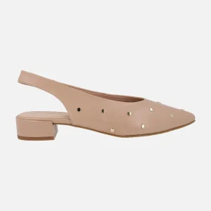 Bailarinas de piel destalonadas con tachas metálicas