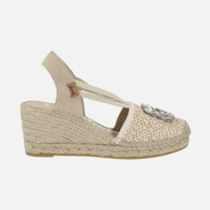 Zapatillas de esparto en rafia brillo crudo con adorno joya