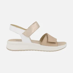 Sandalias de piel con cierre de velcros