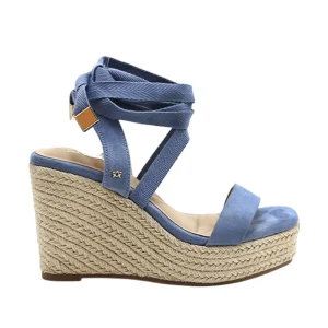 Sandalias de cuña Emilia para mujer color celeste