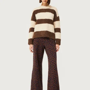 Pantalón de punto jacquard con estampado floral azul