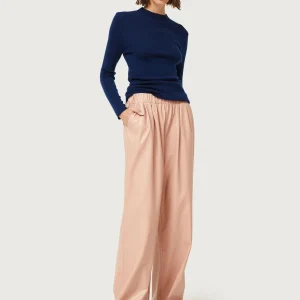 Pantalón de piel sintética beige