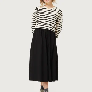 Falda midi en tejido técnico negra