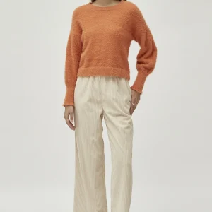 Jersey de punto con textura naranja