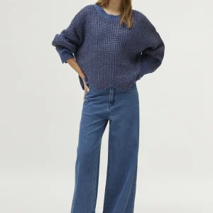 Jersey detalle bajo azul