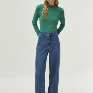 Top cuello mock verde