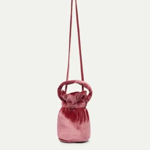 Bolso bombonera de terciopelo rosa
