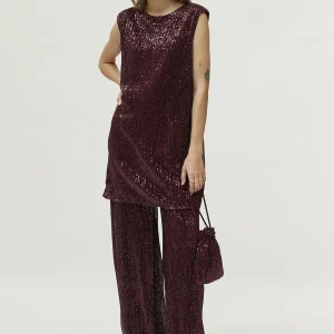 Vestido corto de lentejuelas burdeos