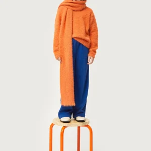 Bufanda de niña de punto con textura naranja