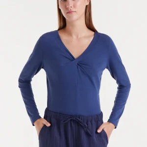 Camiseta anudada azul