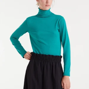 Camiseta cuello alto verde