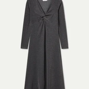 Vestido midi negro con escote nudado