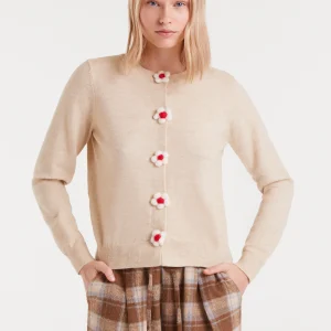 Cárdigan punto fino con detalle floral beige