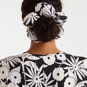 Coletero con forma de flor estampado Tofu