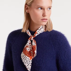 Pañuelo crepé ligero con estampado Tano