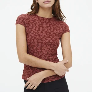 Camiseta manga corta con encaje floral marrón