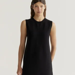 Vestido corto punto negro