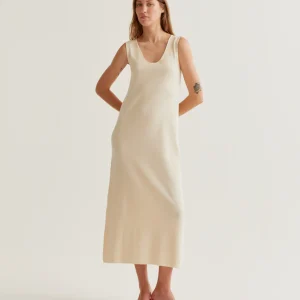 Vestido largo de punto blanco roto