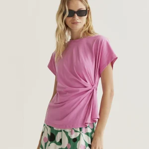 Camiseta 100% algodón rosa con nudo lateral