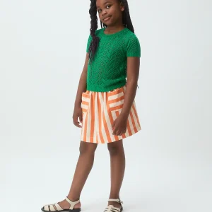 Jersey de niña con bordado verde