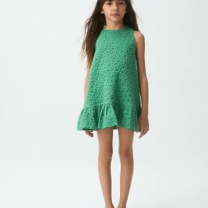 Vestido corto de niña con estampado floral verde