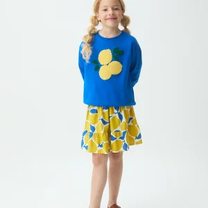 Sudadera de niña azul con parche de limones