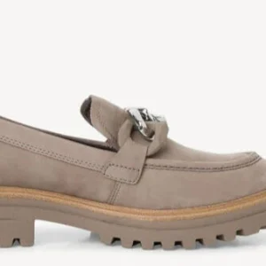 Mocasines de piel con cadena para mujer